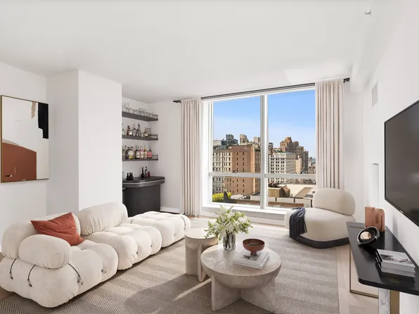 400 Park Avenue South image 1 of 15