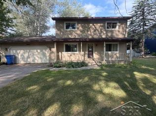 5409 Tyler St, Midland, MI 48642
