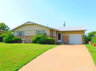 4029 SE Bedford Cir, Lawton, OK 73501