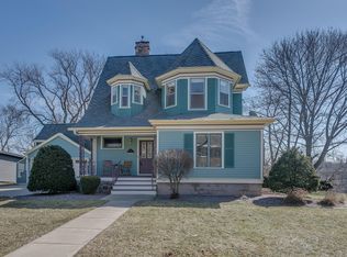 100 N Green Bay Rd, Appleton, WI 54911