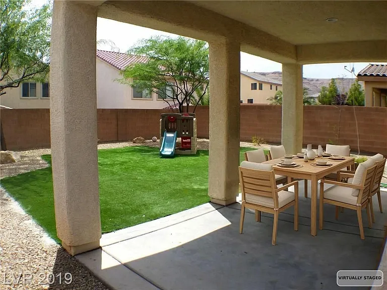 9737 Villa Cache Ct — Photo 6