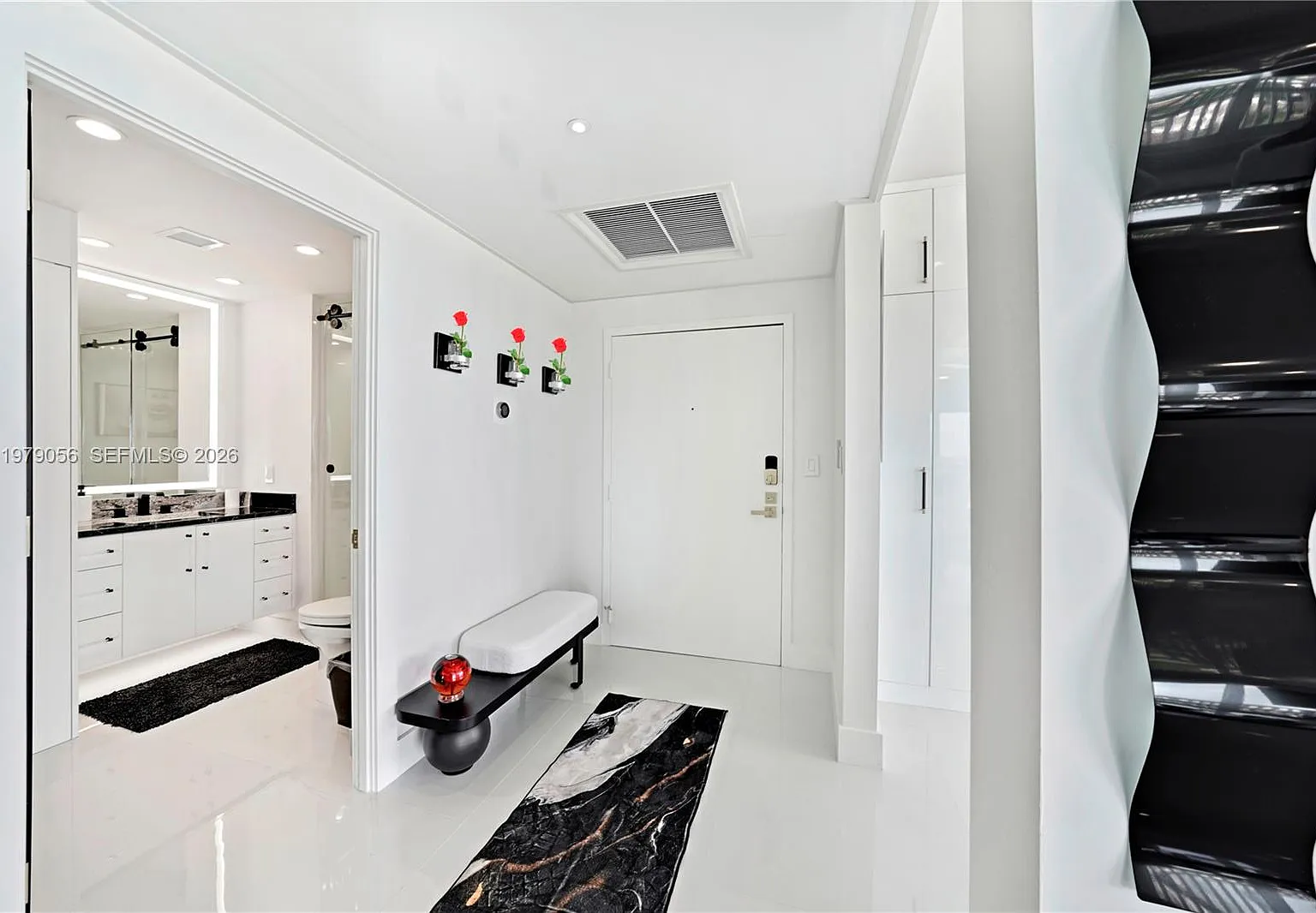 Ocean Club Condo — Photo 3