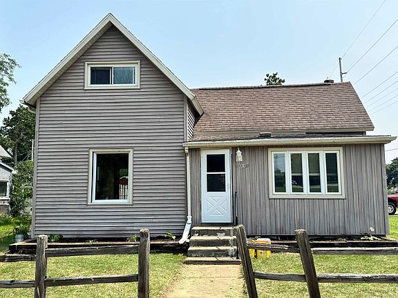 2nd image of 551 Horne St