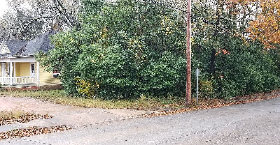 1st image of 2194 Napier Ave