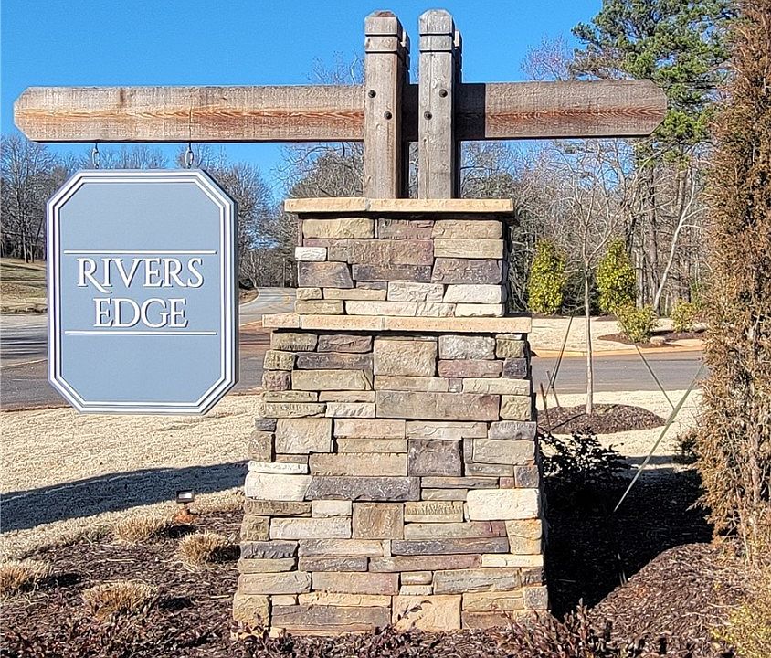 2nd image of 106 Meadow View Rd