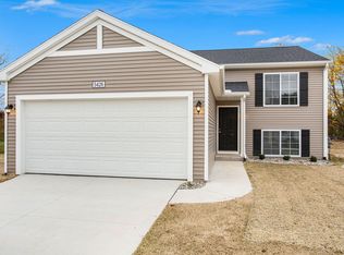 4027 Watertown Dr, Watervliet, MI 49098