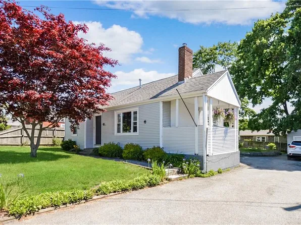 29 Michael Ave, Swansea, MA 02777