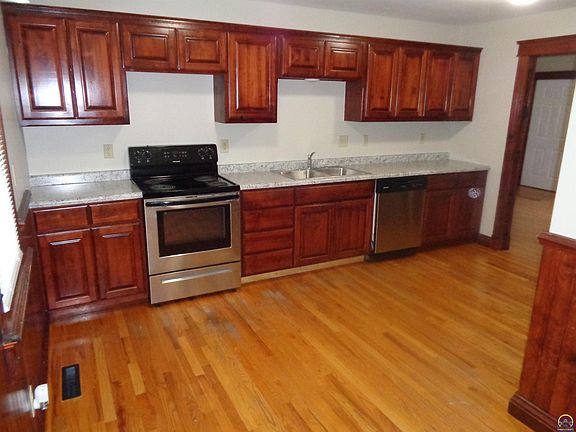 5th image of 3633 SW 38th Ter