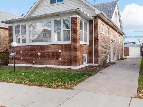 9233 S Essex Ave, Chicago, IL 60617