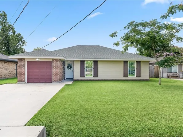 1023 Gassen St, Luling, LA 70070