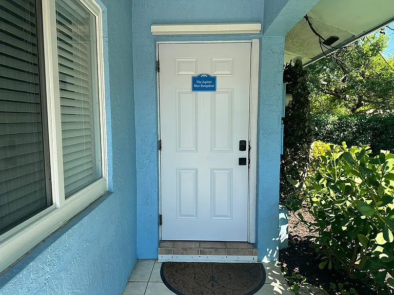 6881 Church St — Photo 4
