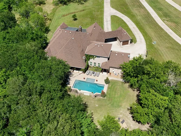 232 Branding Iron Ct, Royse City, TX 75189