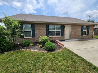 395 Hendrixson Dr, Manchester, TN 37355