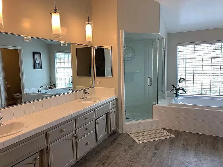 10918 Rosslyn Ln — Photo 9