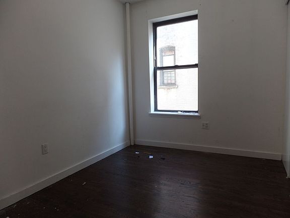 4th image of 560 W 126th St APT 5A