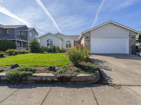 4784 Manning Dr NE, Salem, OR 97305