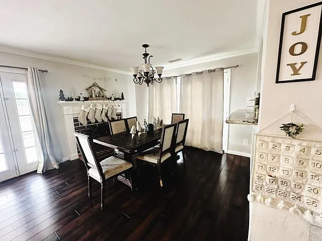 13675 Linfield Ave — Photo 7