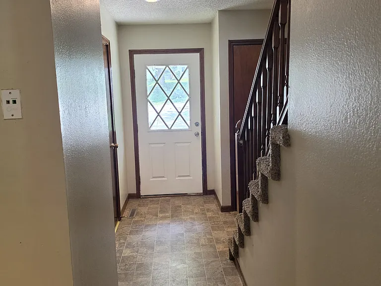 6833 N Mokane Ave — Photo 7