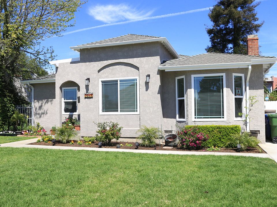 1st image of 2918 Military Ave