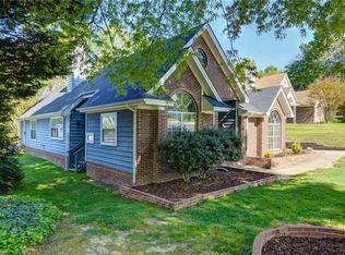 5520 Traders Way, Greensboro, NC 27407