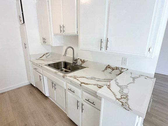 4th image of 8750 Topanga Canyon Blvd APT 7