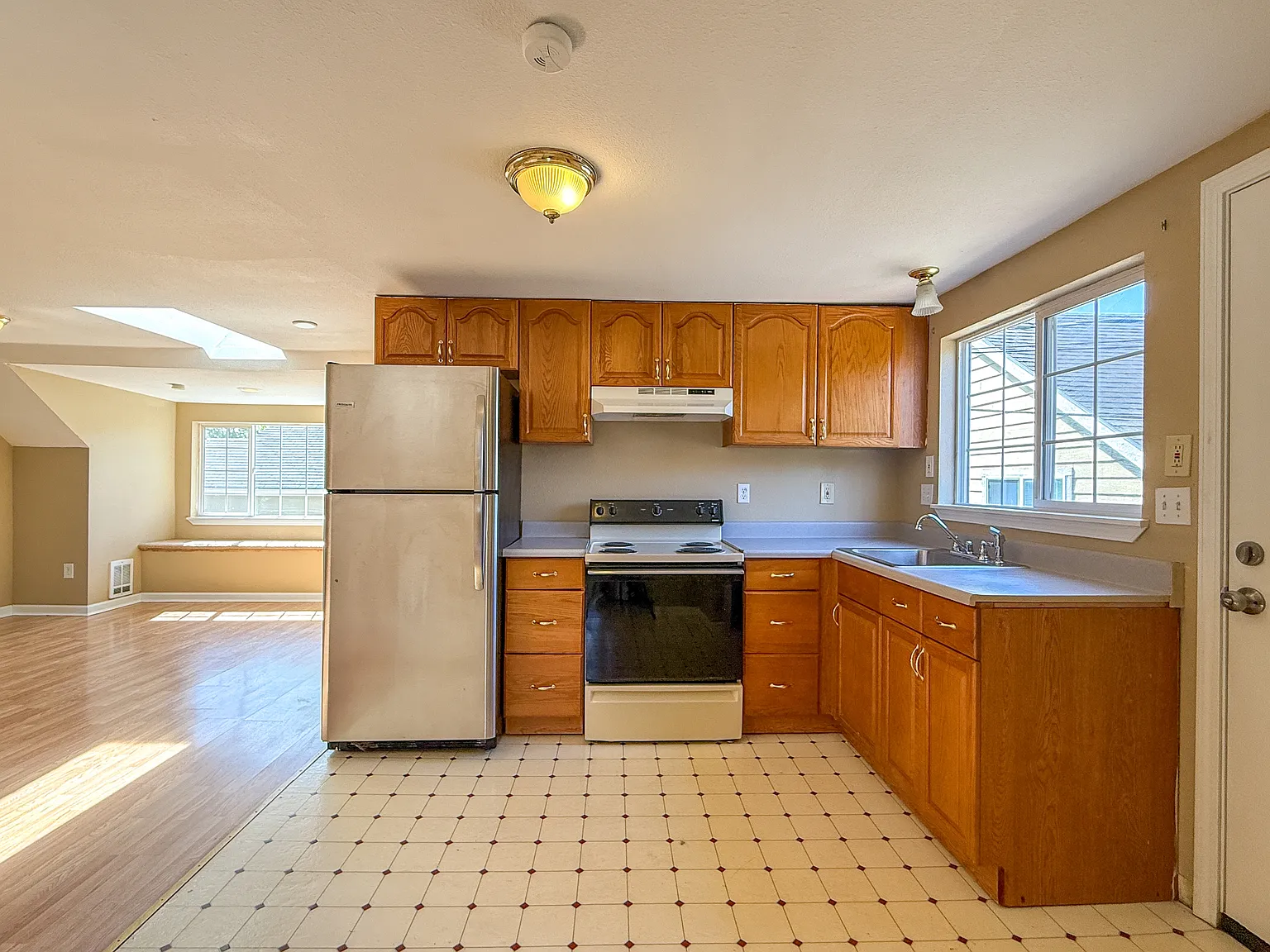 1003 SW 150th St, Burien - 3 — Photo 3