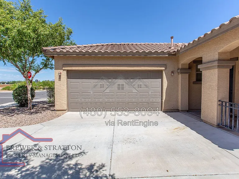 3035 E Dublin St — Photo 4