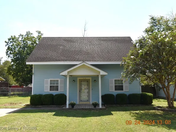 512 E Sarah Ave, Sallisaw, OK 74955