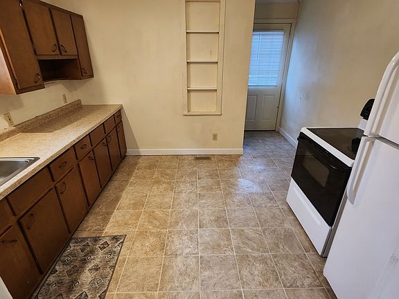 3rd image of 318 W Church St APT 1