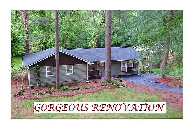 2039 Rector Dr SW photo 1