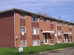 1920 Mark Ave APT 5, Elgin, IL 60123