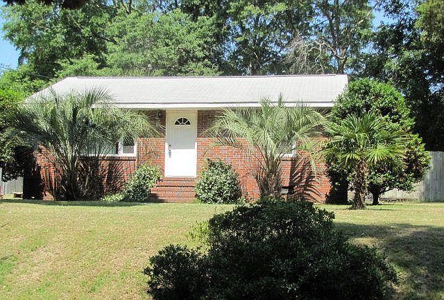 1st image of 309 Twin Lakes Dr