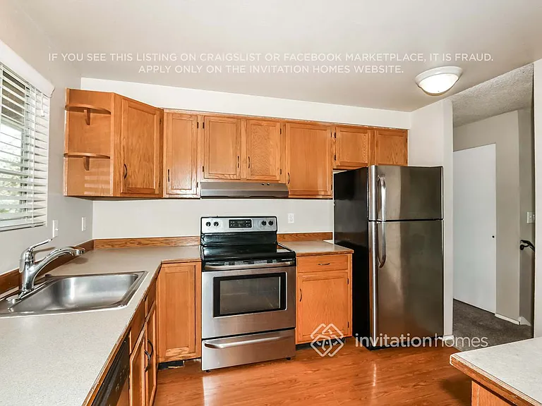5069 37th St NE — Photo 8