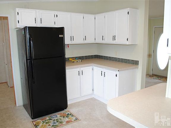 3rd image of 7138 Roebuck Lane