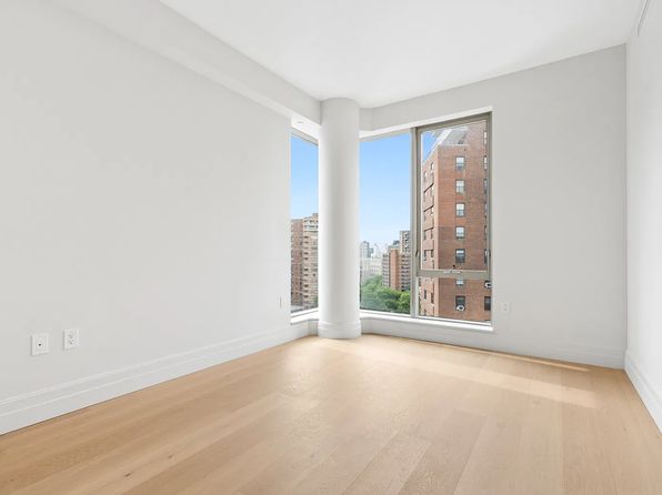 222 E Broadway #14B