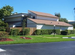 13299 NW 6th Ct, Plantation, FL 33325