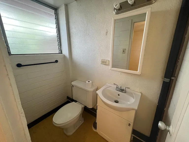 215 Paoakalani Ave — Photo 5