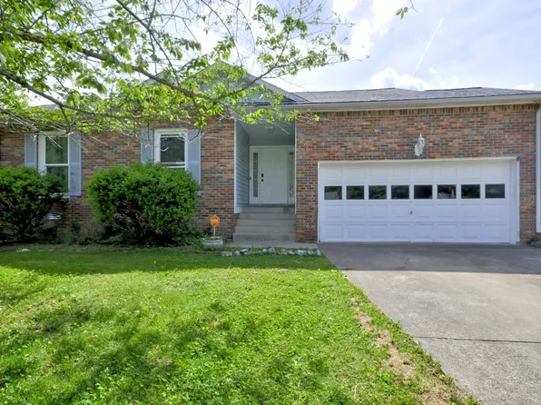 441 Bluff Dr, Clarksville, TN 37043