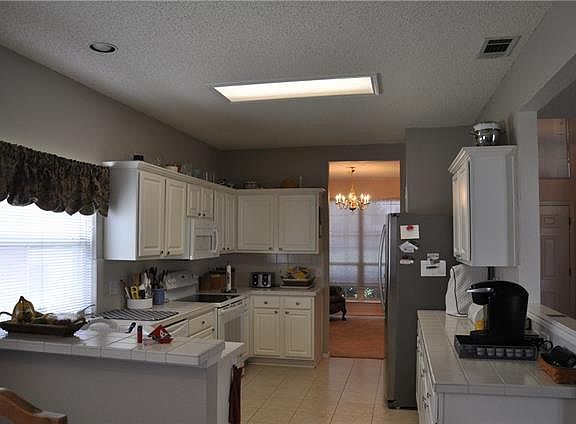 5th image of 1253 Winston Dr