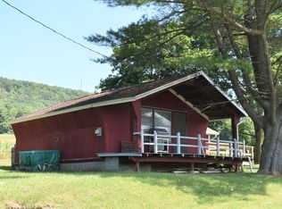 2737 E Valley Rd, Loganton, PA 17747