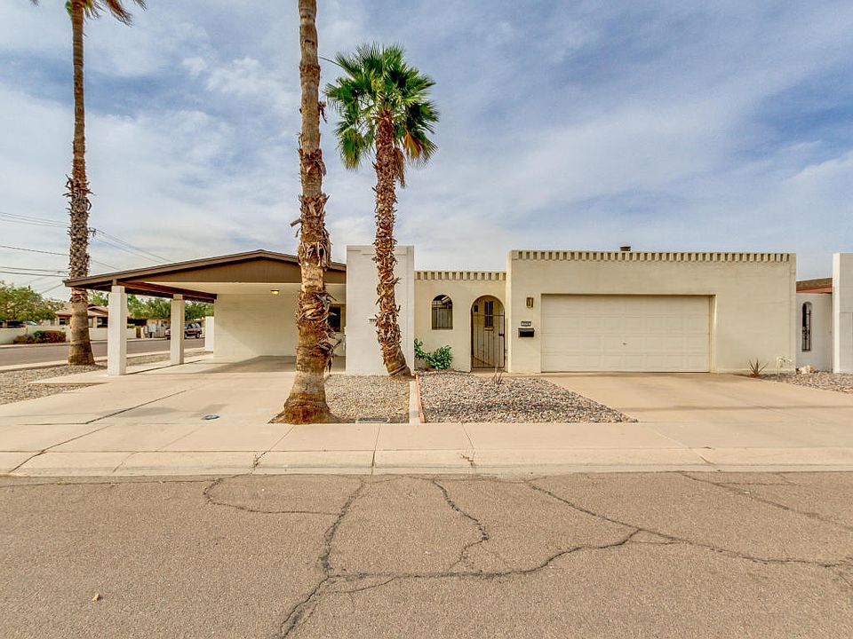 1st image of 530 W Pebble Beach Dr