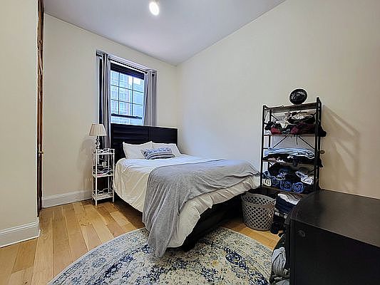 3rd image of 49 Park Ave #1R