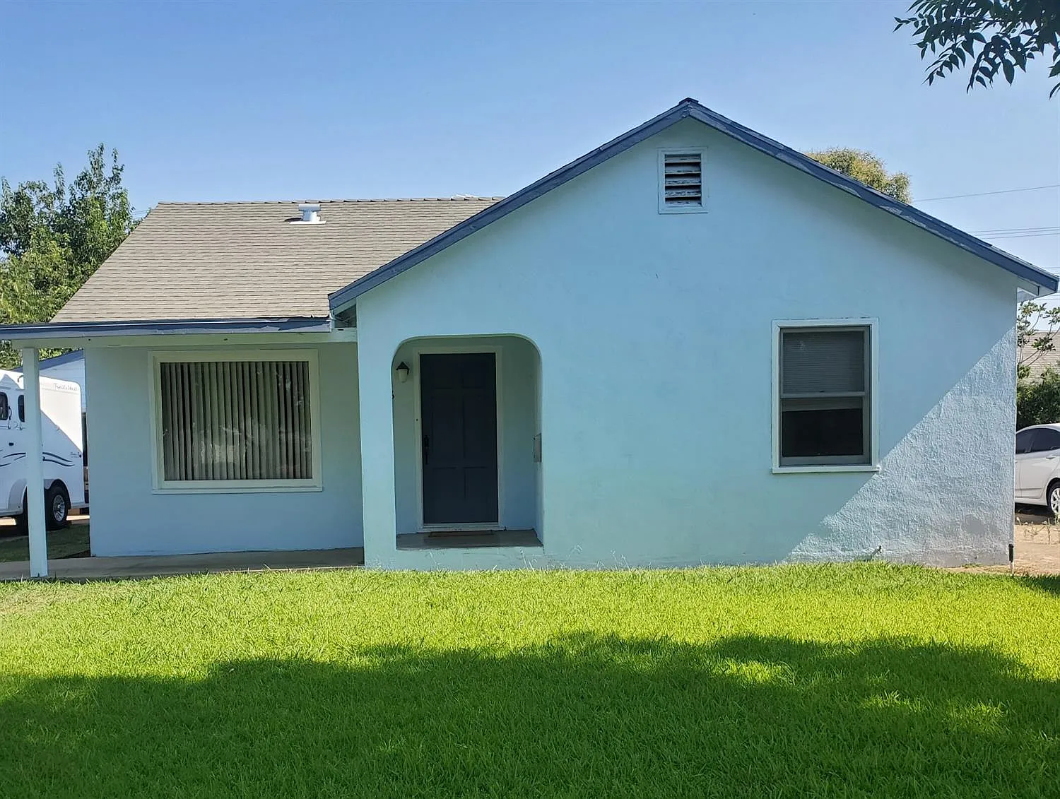 176 E Linden Ave photo 1