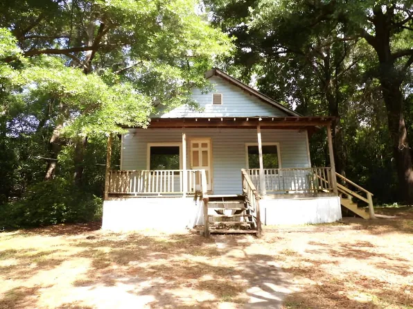 212 Powhatten St, Andalusia, AL 36421