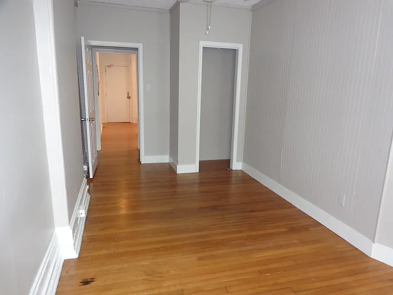 4421 Baker St #2 — Photo 9
