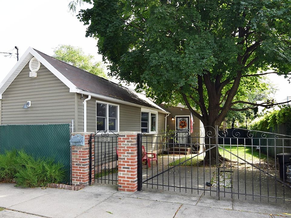 1st image of 188 Grimsby St