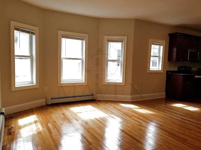 241 Boston Ave #2 — Photo 11