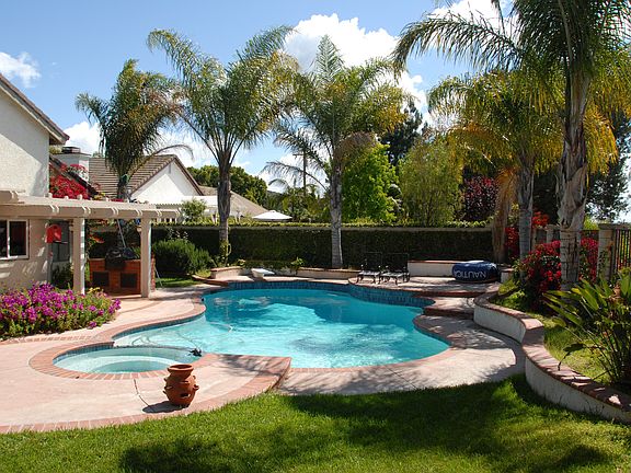 5th image of 2786 Amber Dr