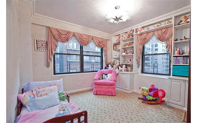 Sold by Douglas Elliman | media 7