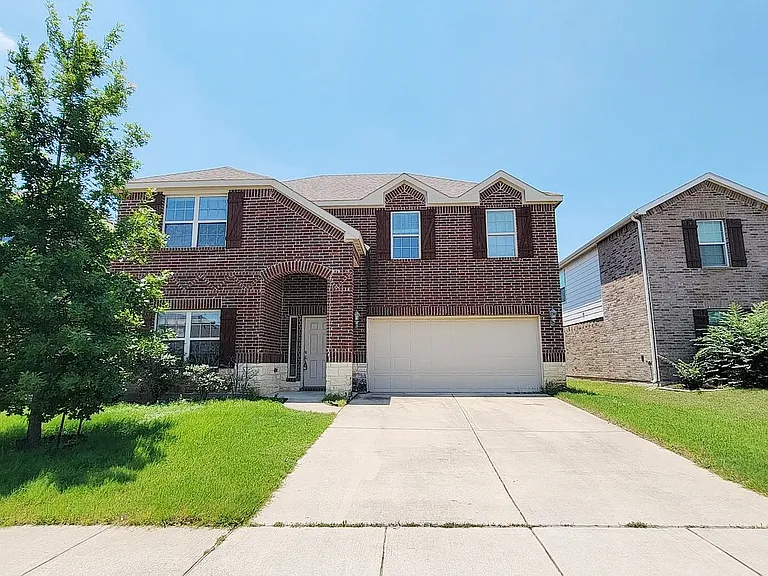 1820 Christopher Creek Dr — Photo 1